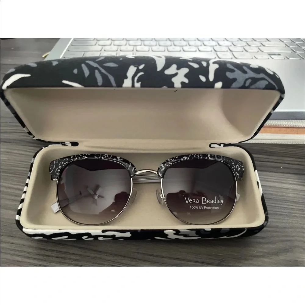 Vera Bradley Talia Sunglasses Paisley Noir Black White NEW WITH CASE - Picture 3 of 3